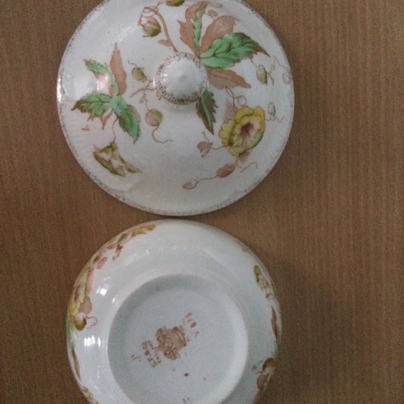 Vintage antique S & F Co England ALTON lidded Bowl jar flower leaf pattern - Picture 5 of 5